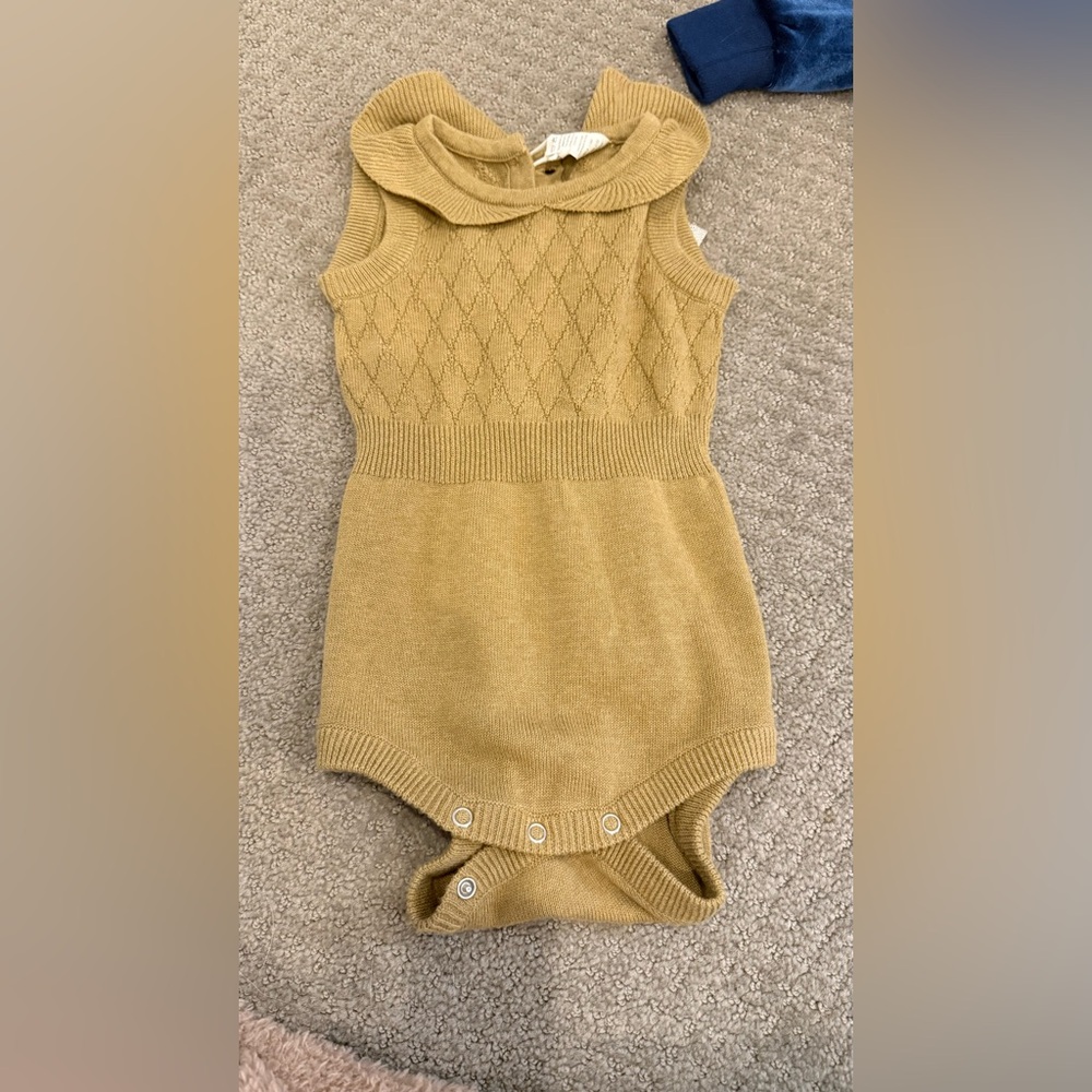 Kate Quinn Diamond Knit Baby Bodysuit - Tan
